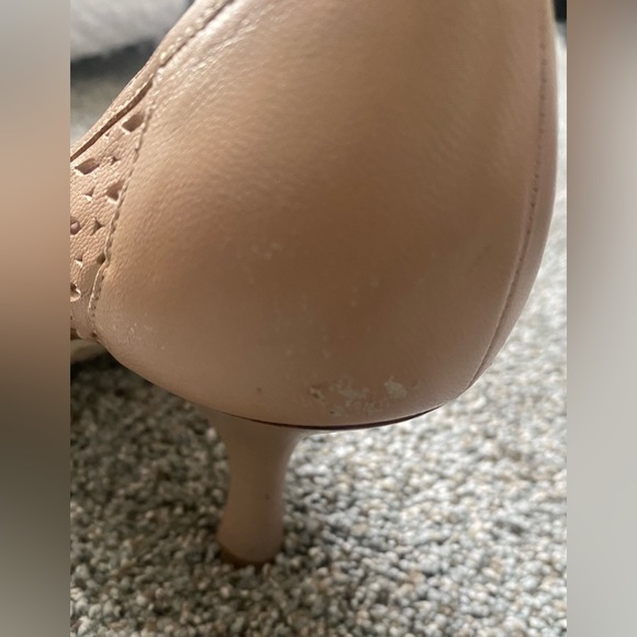 Franco Sarto Authentic short heels are a size 8. - Picture 9 of 9